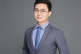 优小二CEO张朝辉：移动机器人引领的产业数据革命正在发生_企业动态_资讯_AGV网(www.chinaagv.com)_AMR网-专业智能地面移动机器人门户网站！